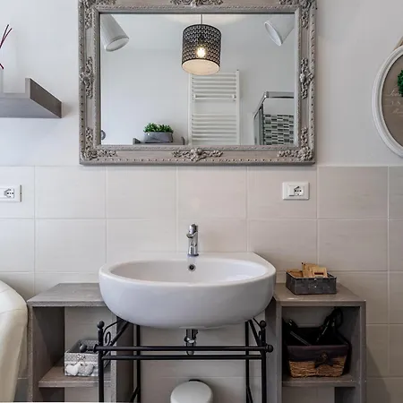 Oda ve Kahvaltı & Breakfast Canalino 21 *