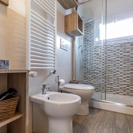 & Breakfast Canalino 21 モデナ